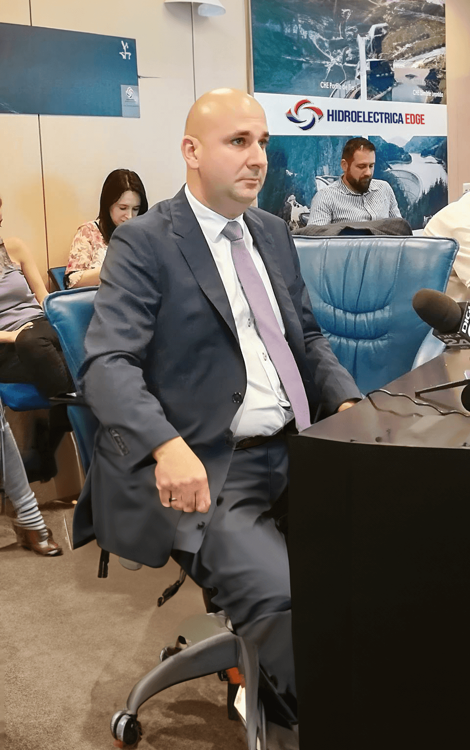 Hidroelectrica Edge - Echipa noastră într-o centrală hidroelectrică